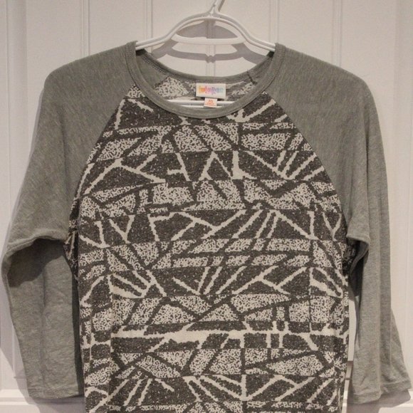 2/$30 🏷 Lularoe Grey & White Randy Size XS - Picture 2 of 3